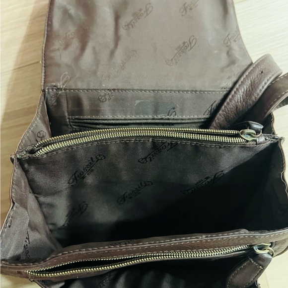 FINAL WEEK! 🔥Genuine Leather Fossil Crossbody Bag - Picture 8 of 9